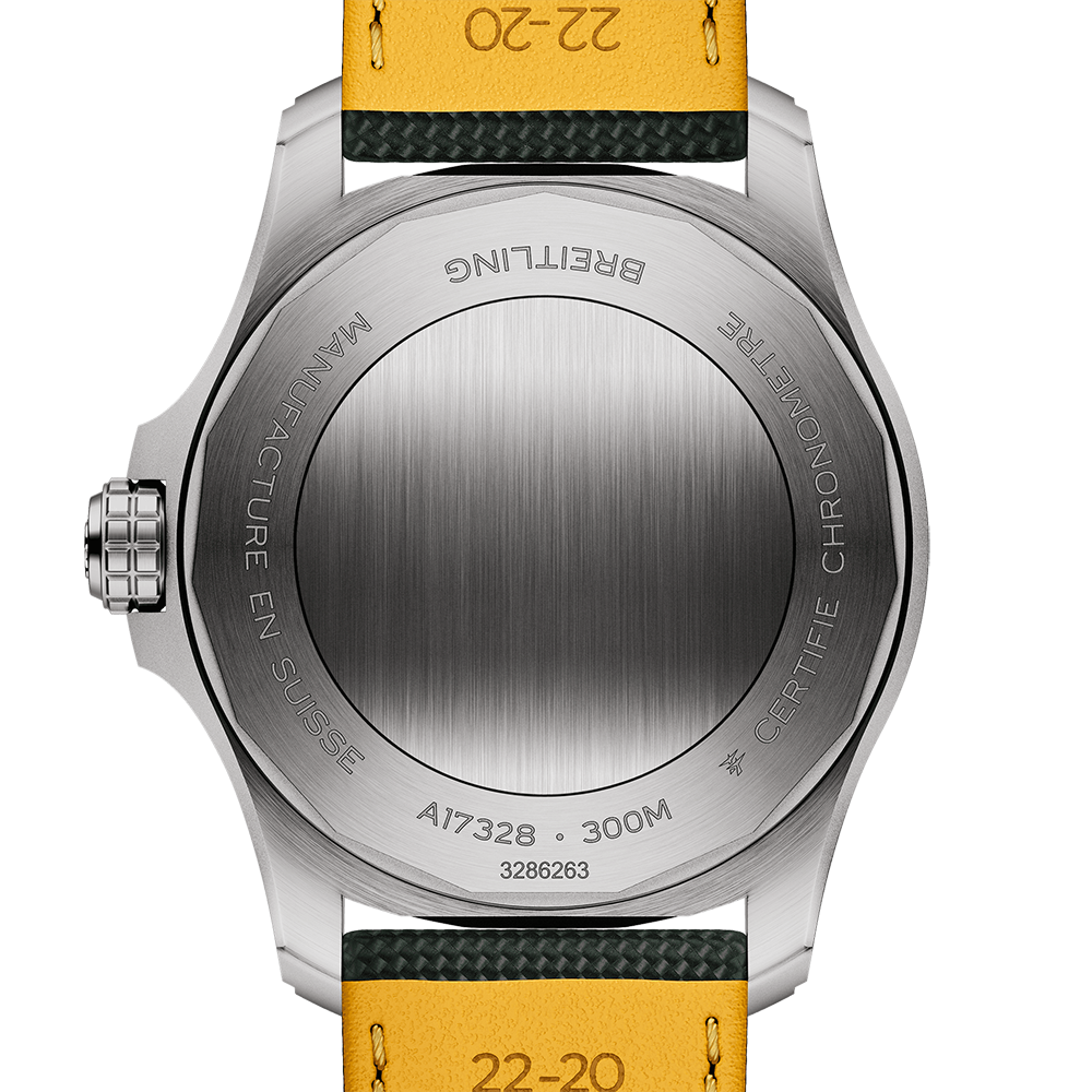 Breitling Avenger 42 A17328101L1X1