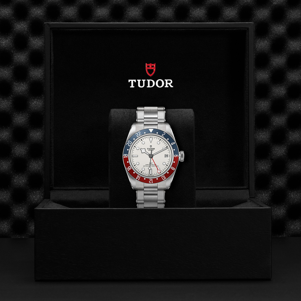 TUDOR Black Bay 41 GMT M79830RB-0010