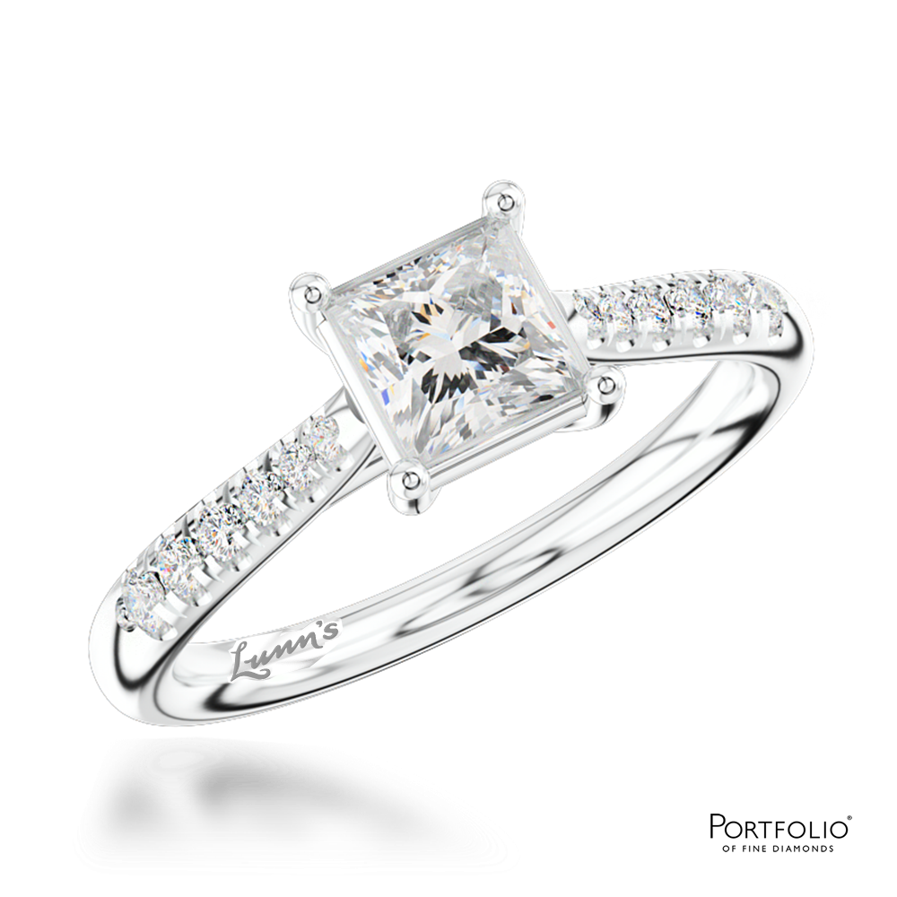 Solitaire 0.70ct F VS2 Diamond Platinum Ring