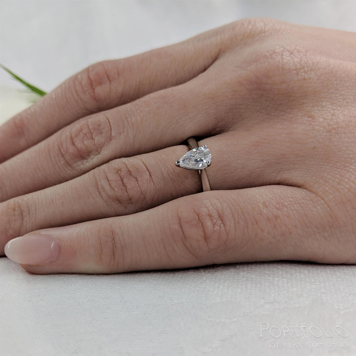 Solitaire 0.40ct F VS2 Diamond Platinum Ring