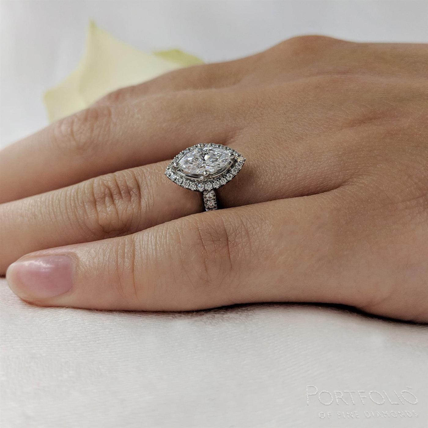 Cluster 0.72ct E VS2 Diamond Platinum Ring