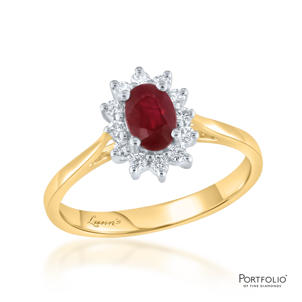 Cluster 0.65ct Ruby Yellow Gold Ring