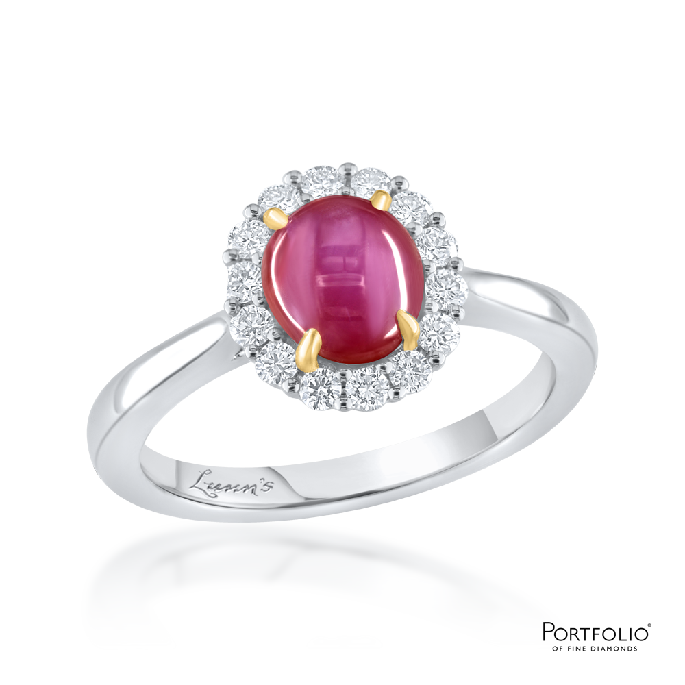 Cluster 2.54ct Cabochon Star Ruby White Gold Ring