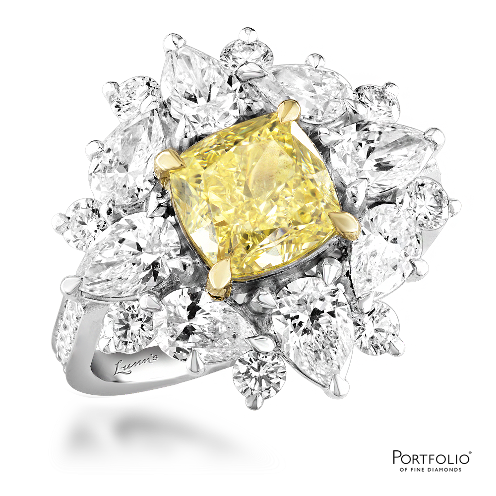 Cluster 2.53ct Fancy Yellow VS1 Diamond White Gold Ring