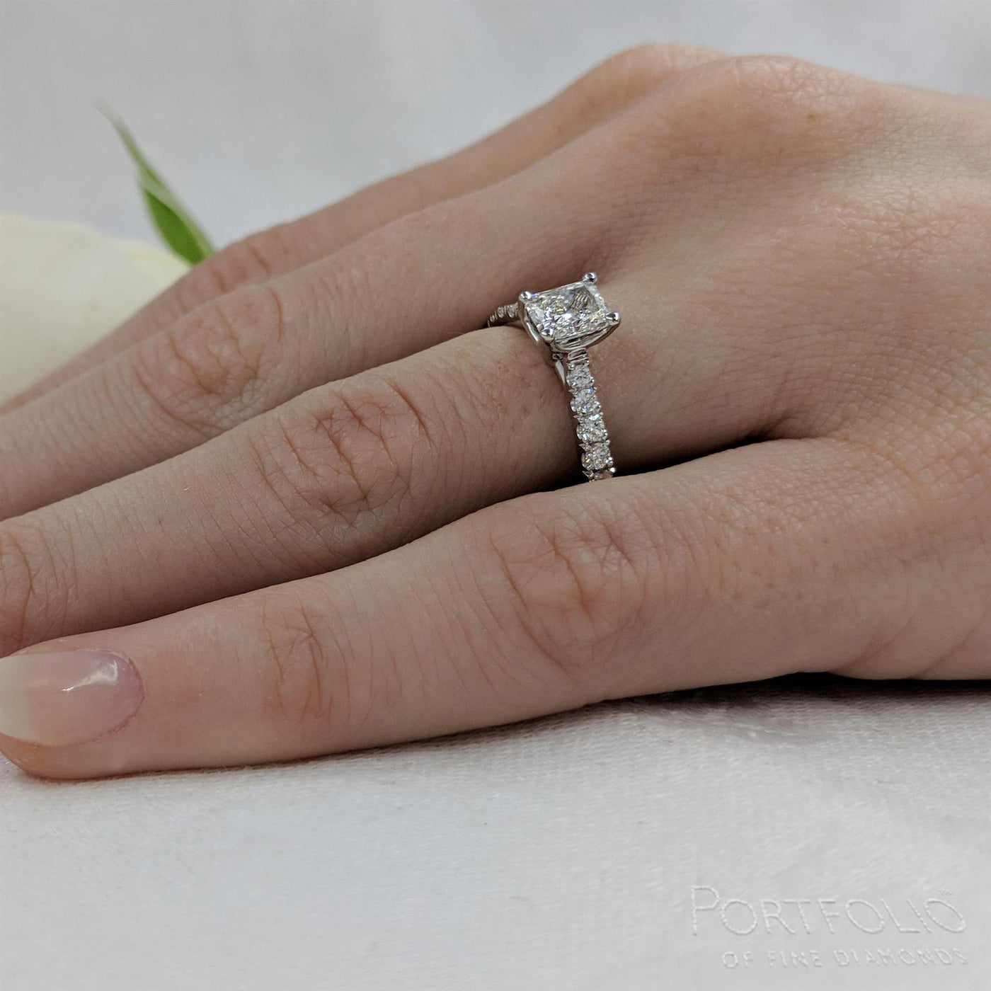 Solitaire 0.70ct E VS2 Diamond Platinum Ring