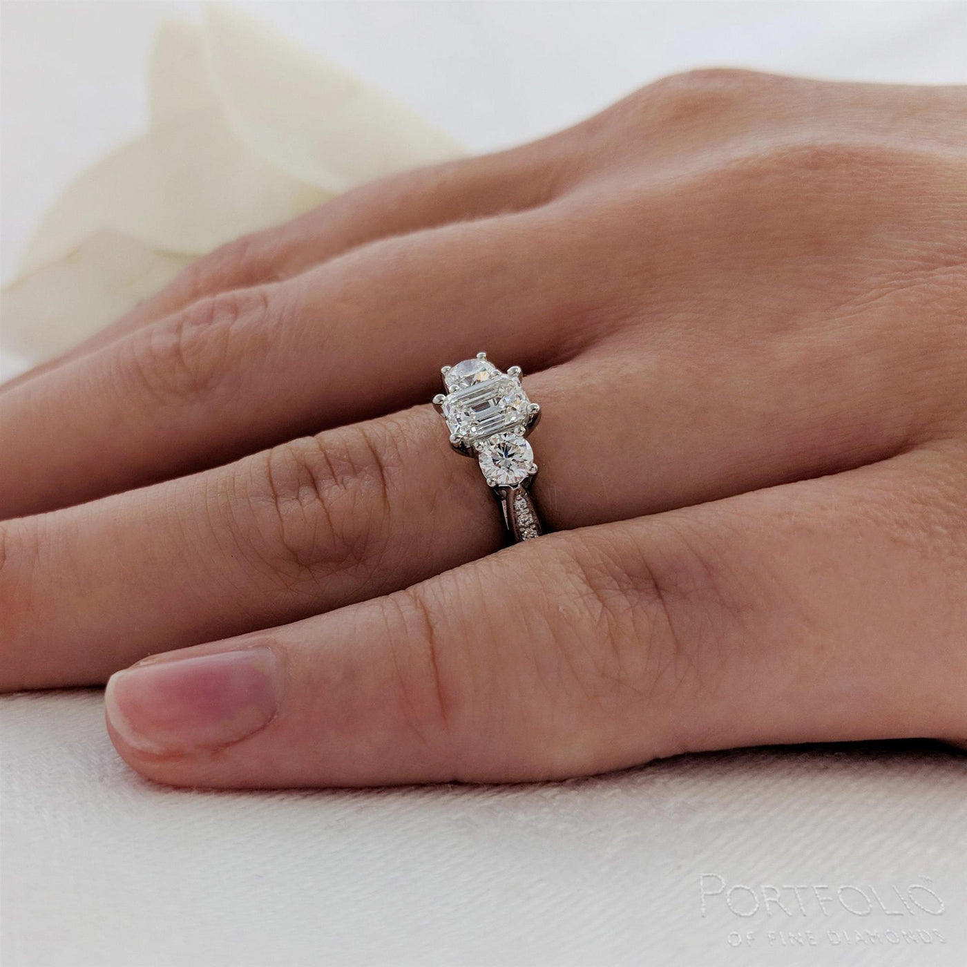 Memoire Emerald Three Stone 0.42ct G SI1 Diamond Platinum Ring
