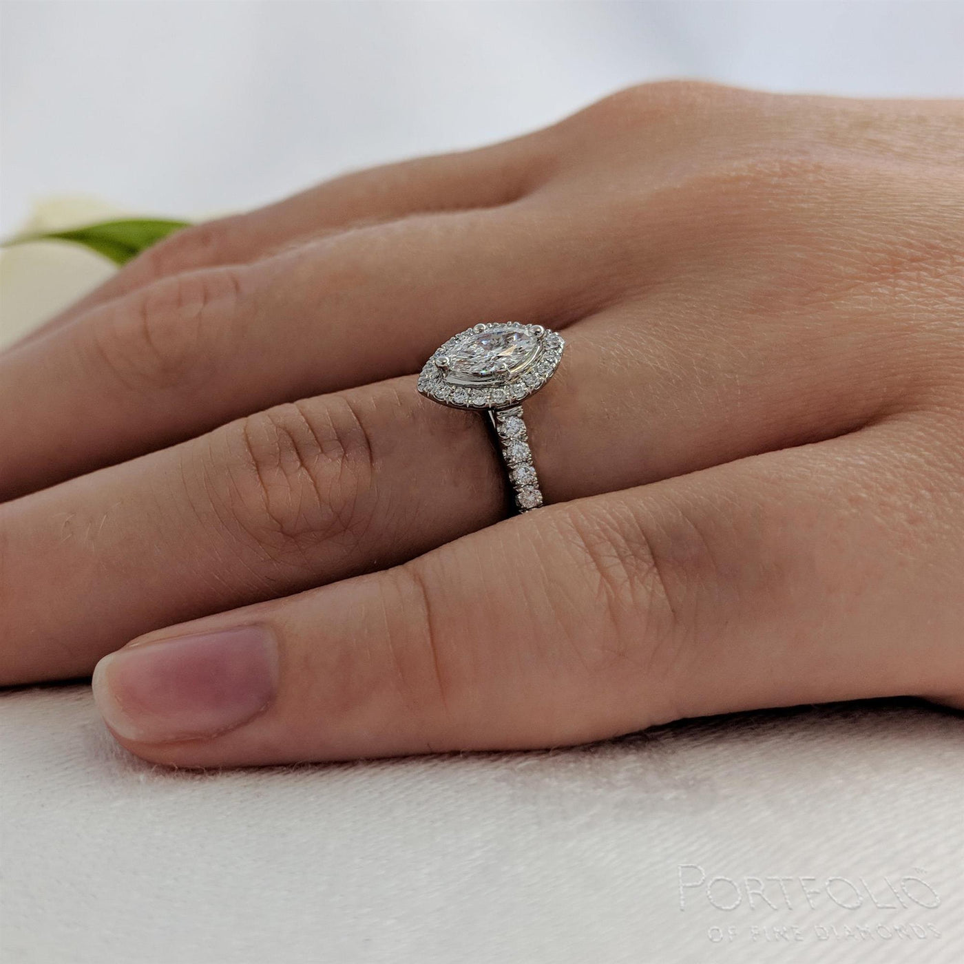 Cluster 0.31ct F SI1 Diamond Platinum Ring