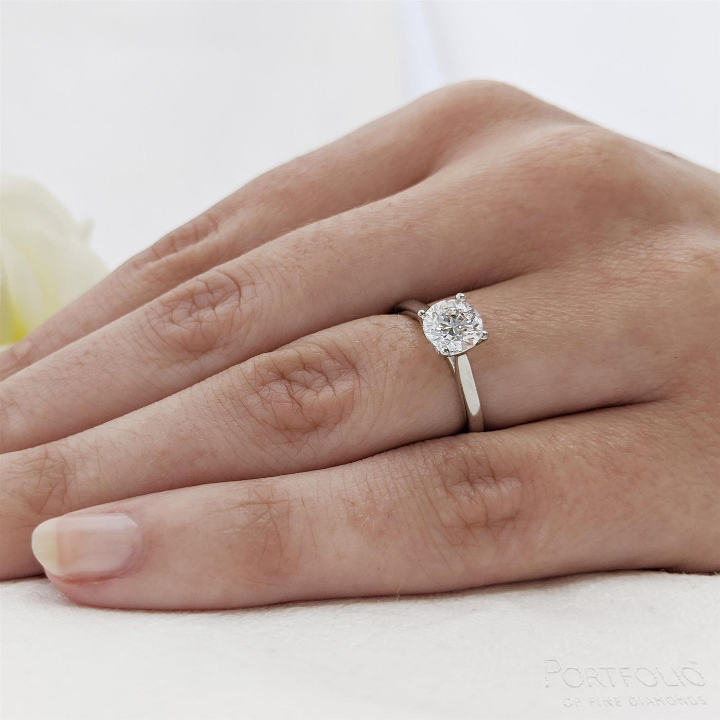 Solitaire 0.90ct F SI1 Diamond Platinum Ring