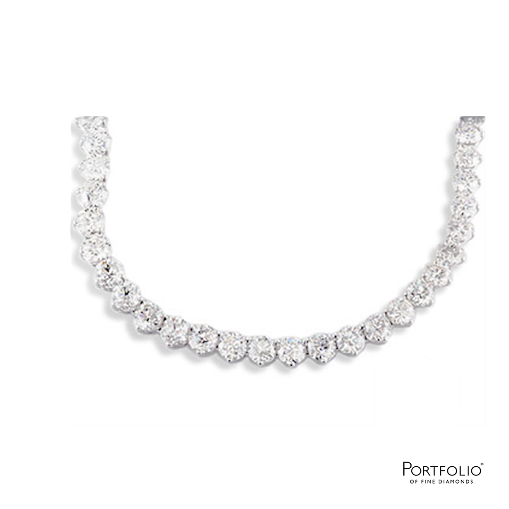 9.18ct F VS2 Diamond Platinum Necklace