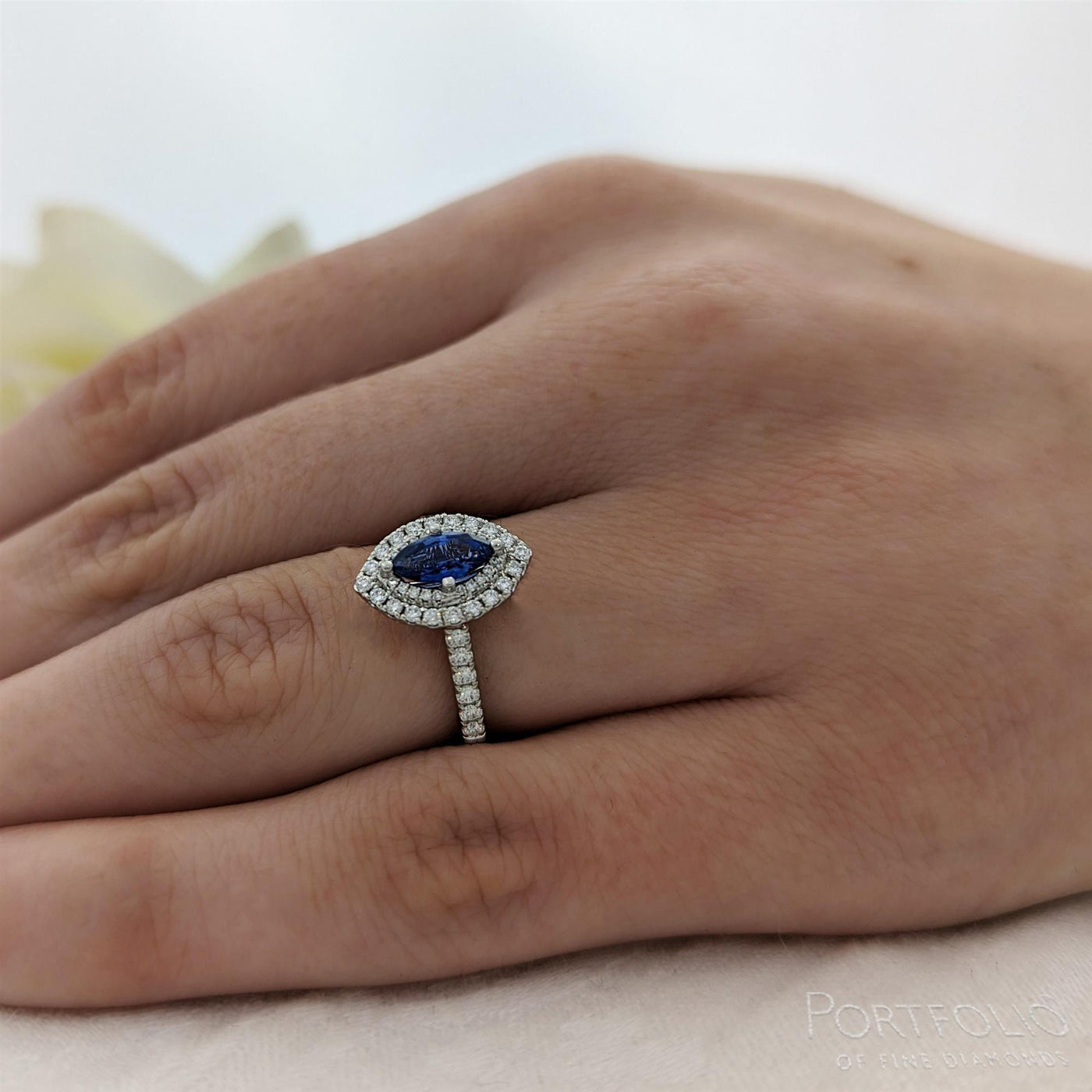 Cluster 1.07ct Sapphire Platinum Ring