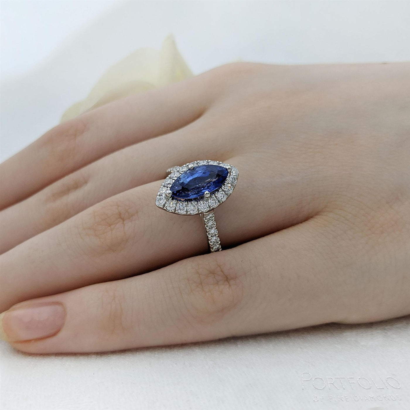 Cluster 2.00ct Sapphire Platinum Ring