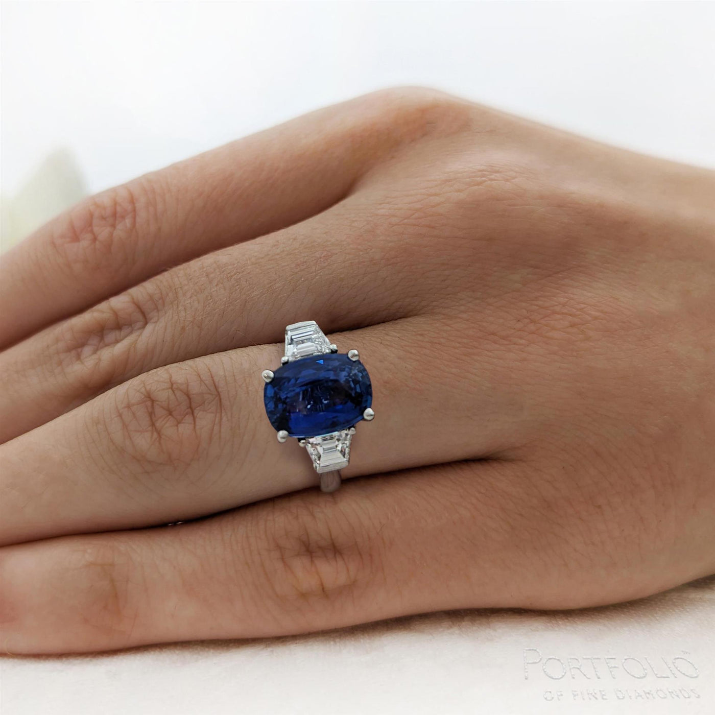 Three Stone 3.02ct Cornflour Blue Sapphire Platinum Ring