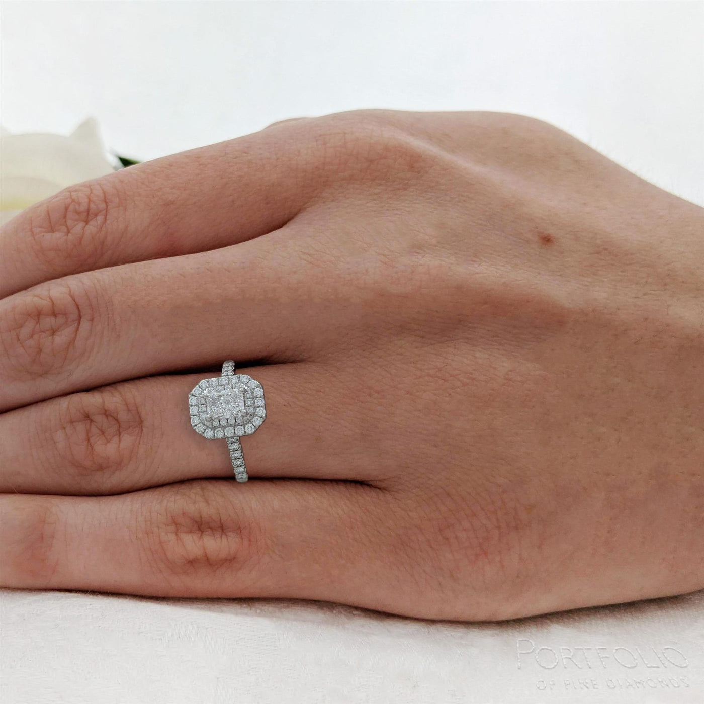 Cluster 0.70ct G VVS1 Diamond Platinum Ring