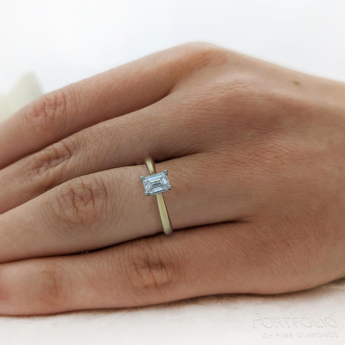 Solitaire 0.70ct G VS2 Diamond Yellow Gold/Platinum Ring