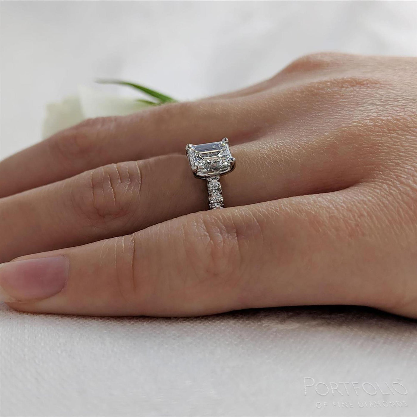 Solitaire 0.90ct E VS1 Diamond Platinum Ring