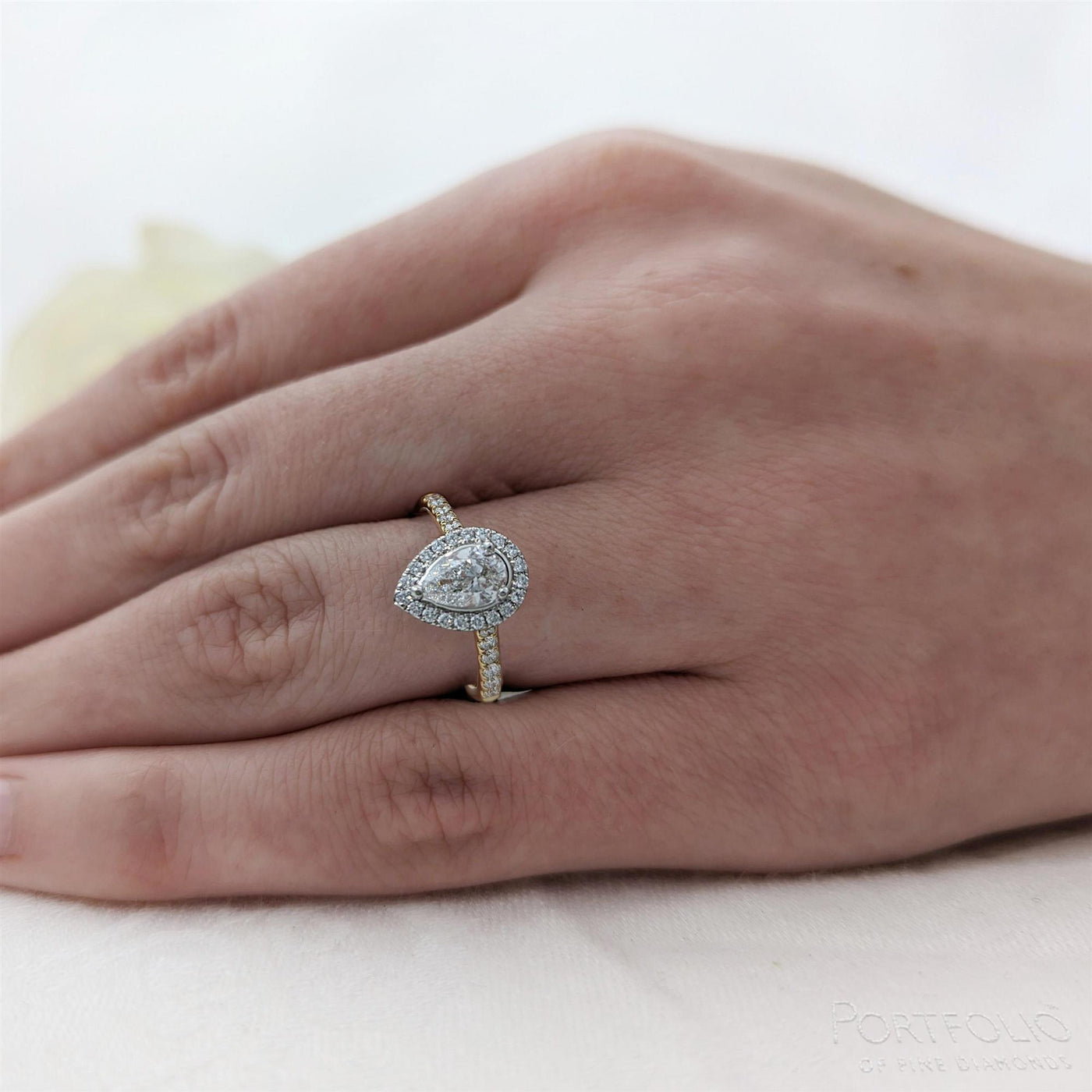 Cluster 0.70ct E SI1 Diamond Yellow Gold/Platinum Ring