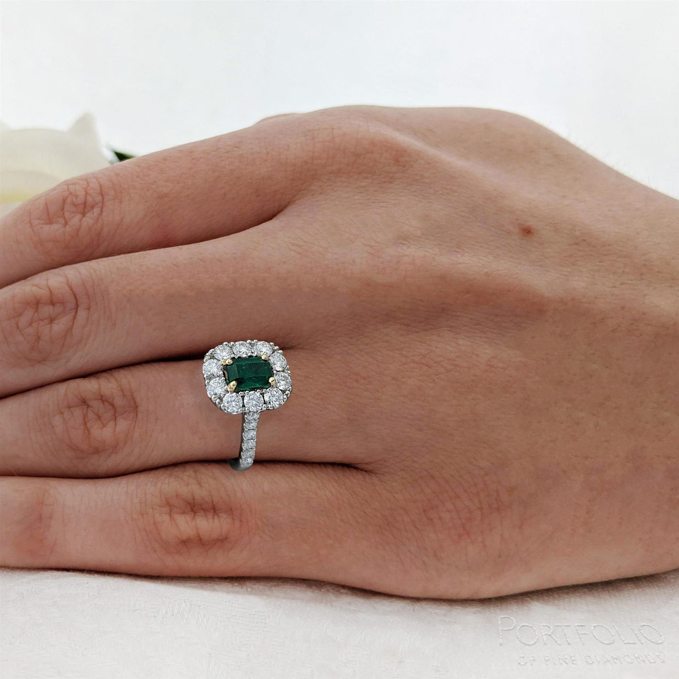 Cluster 0.83ct Emerald Platinum/Yellow Ring