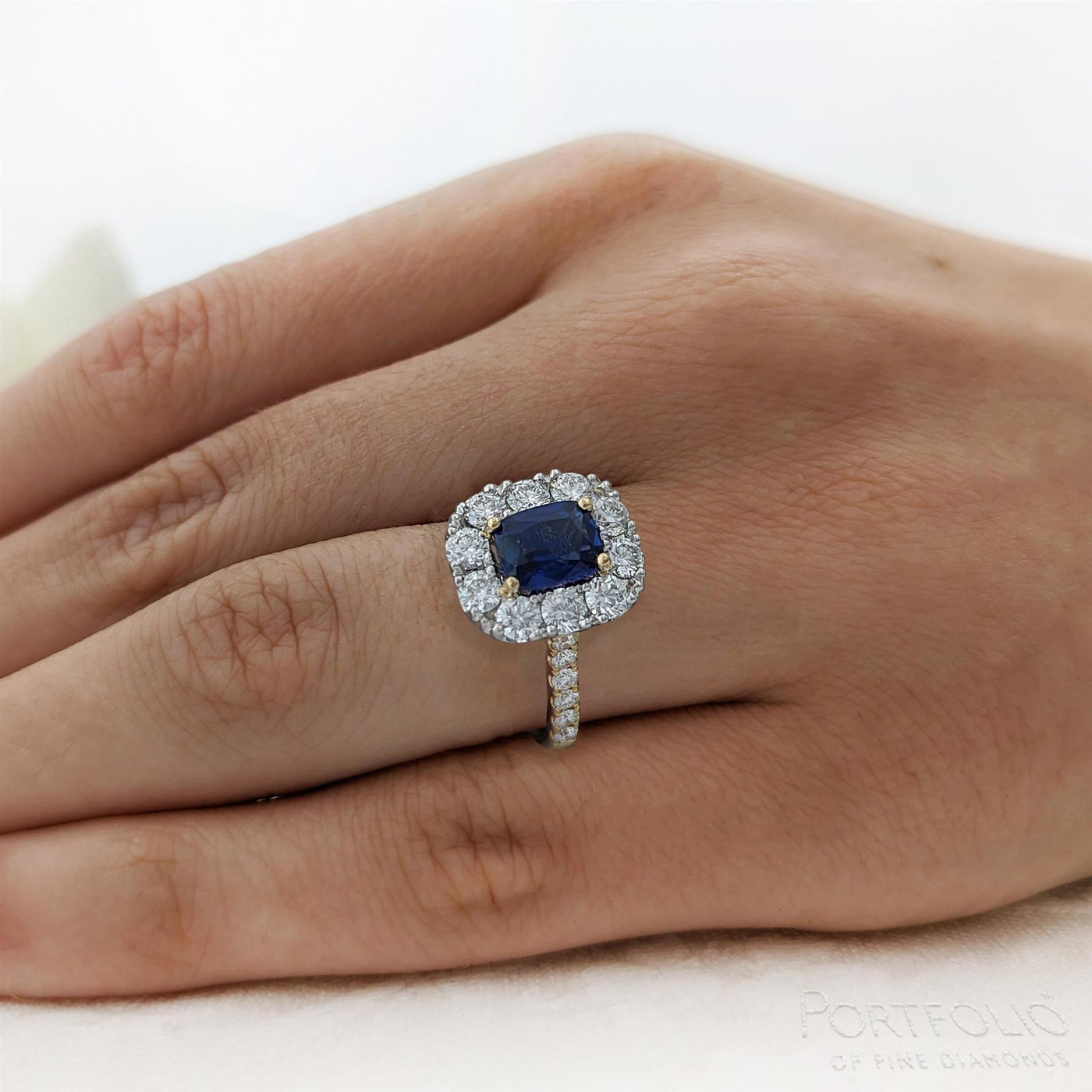 Cluster 1.47ct Sapphire Yellow Gold/Platinum Ring