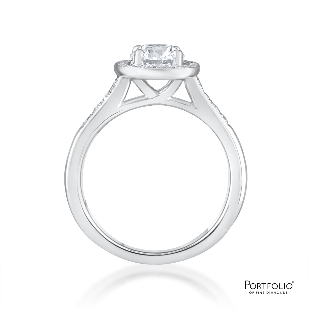Pre-Owned Custer 0.90ct D SI2 Platinum Ring