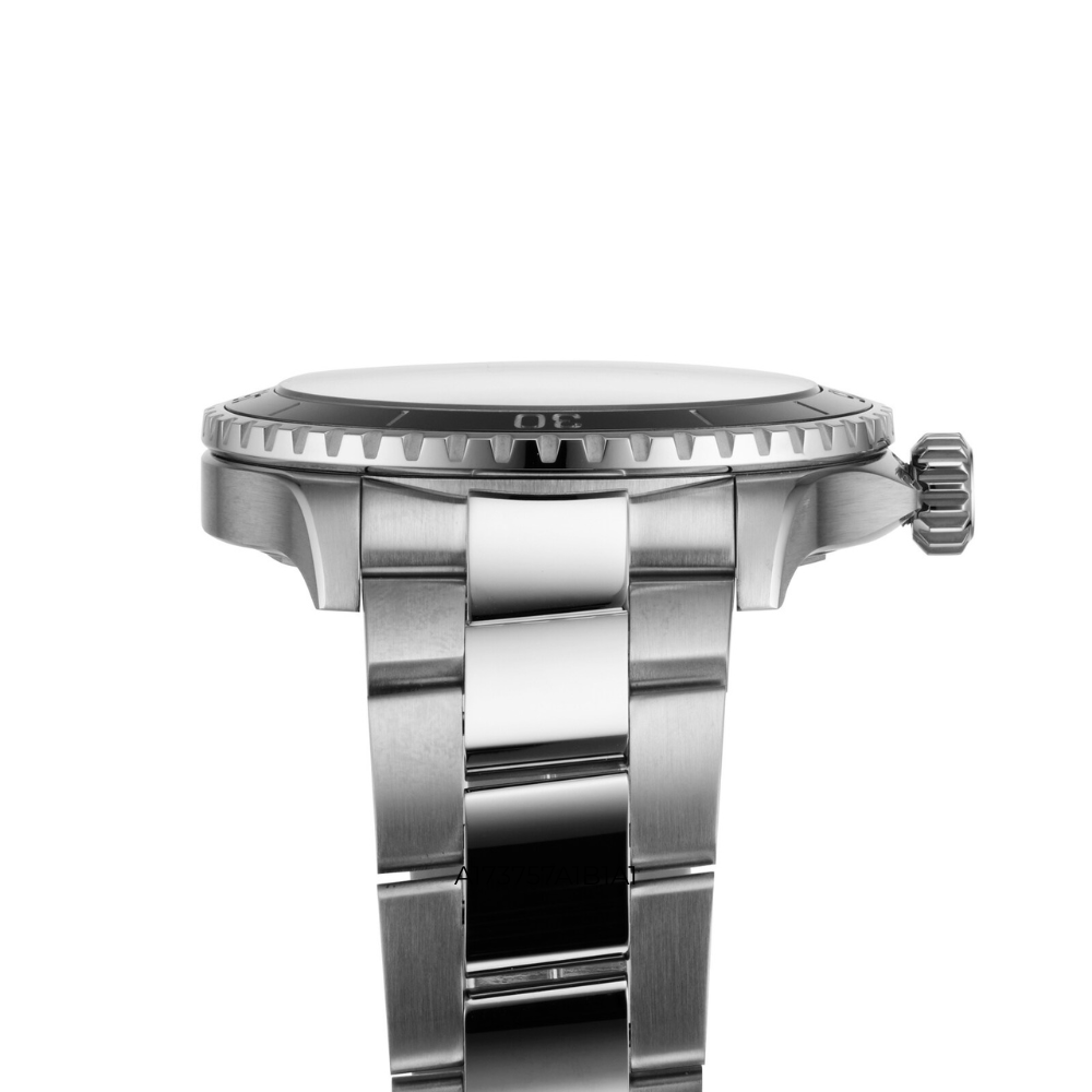 Breitling Superocean Automatic 42 A173757A1B1A1