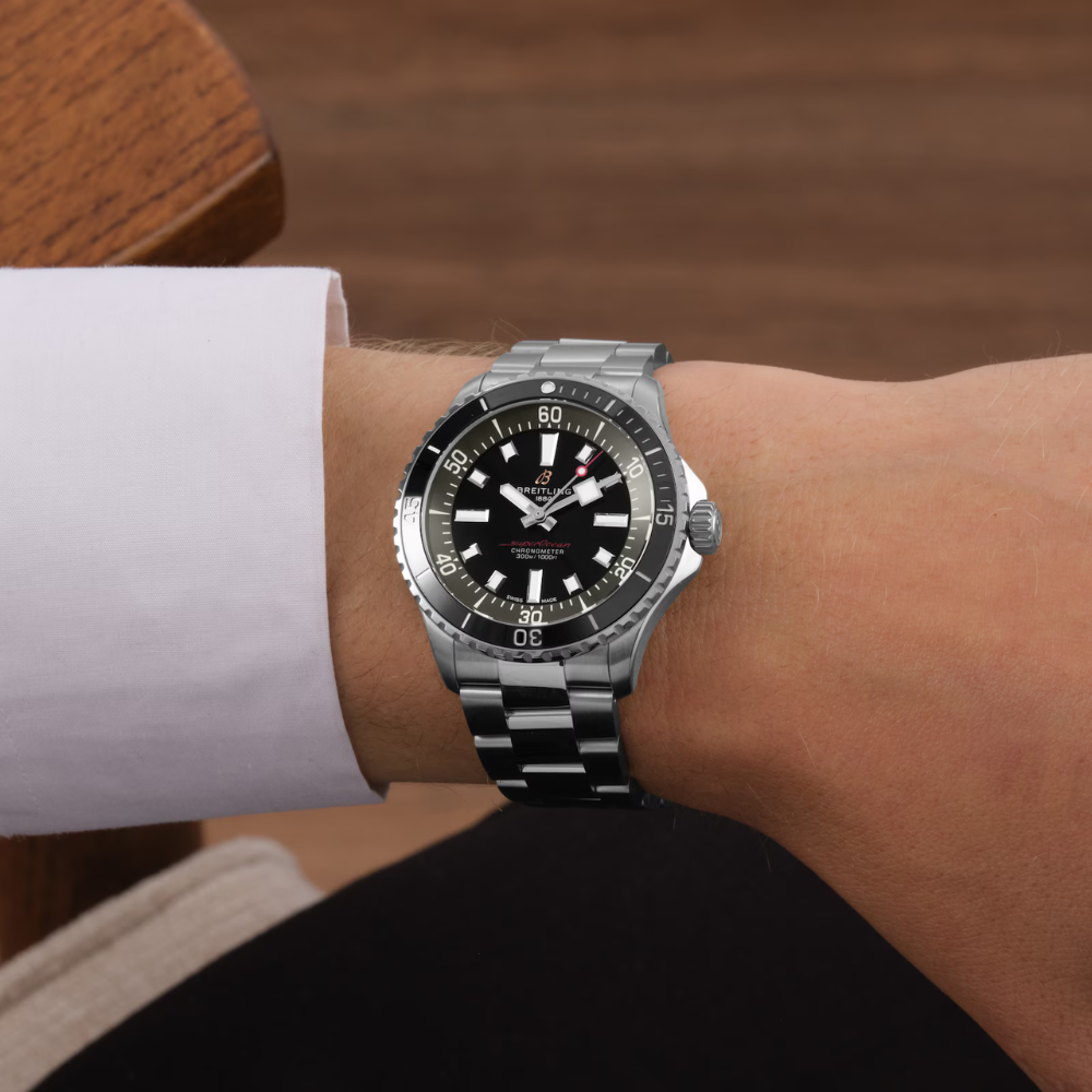 Breitling Superocean Automatic 42 A173757A1B1A1