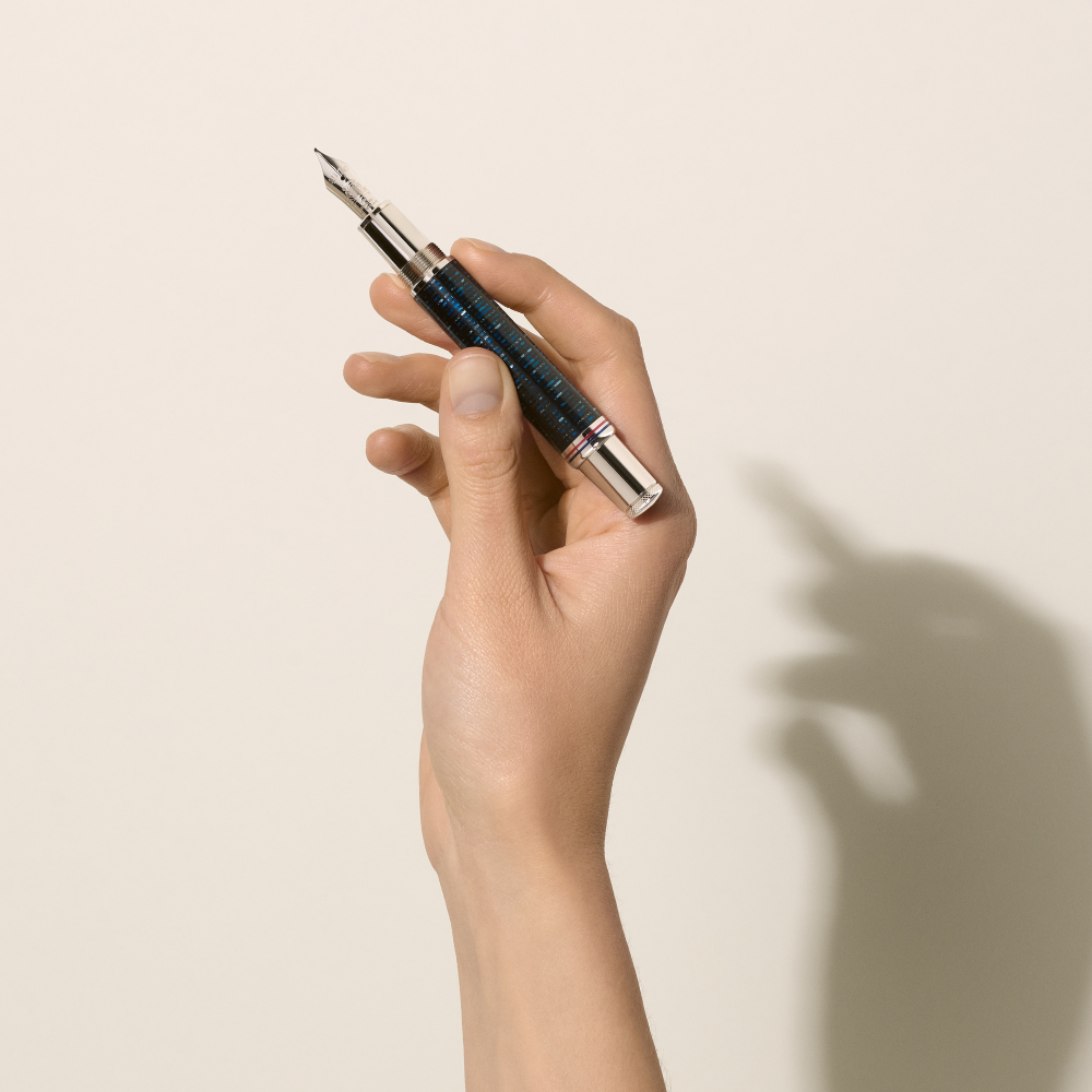 Montblanc Great Characters Homage to The Great Gatsby Special Edition Blue Fountain Pen in hand
